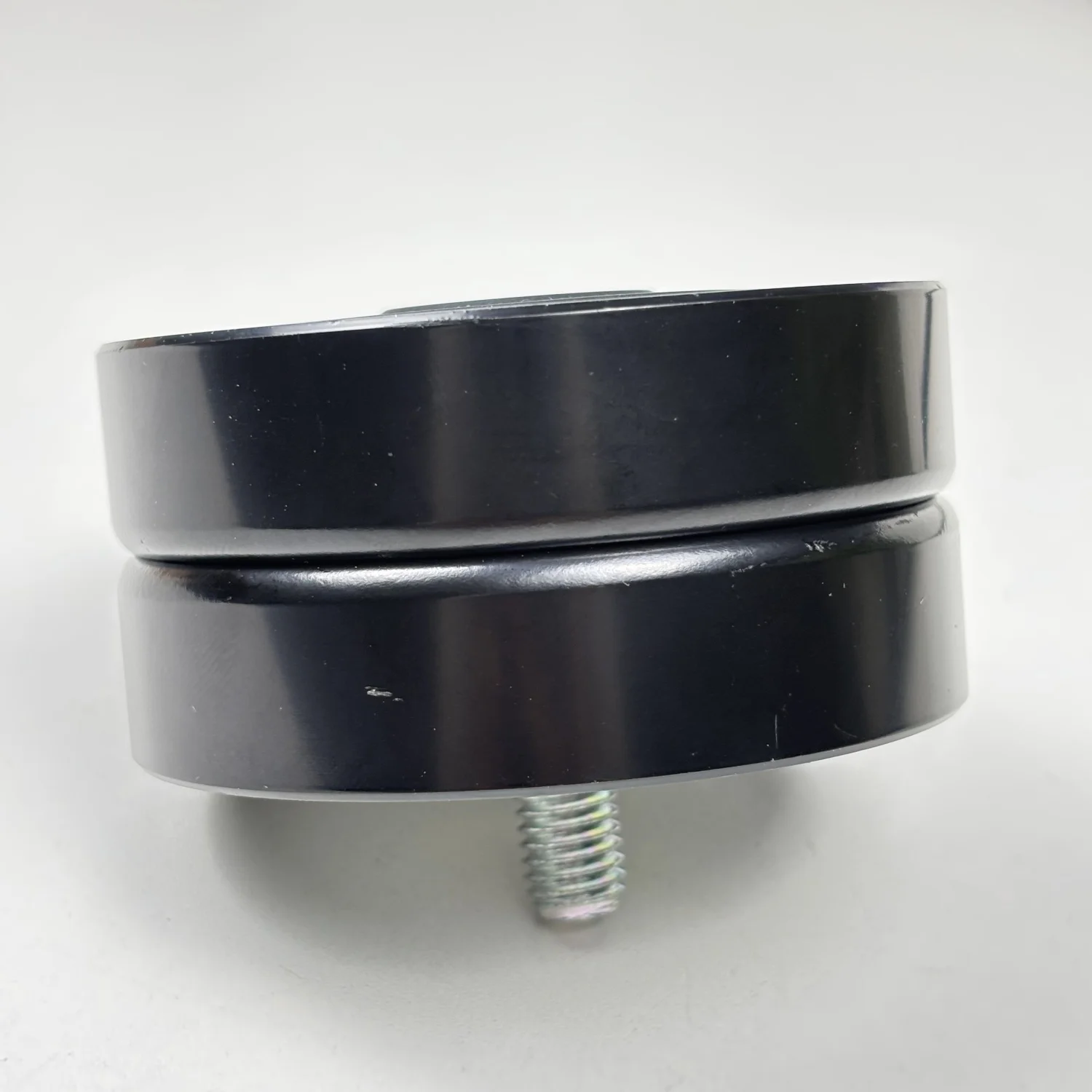 Machinery Engine Idler Pulley Assembly 20795604 For Deutz Engine D8K Excavator EC350