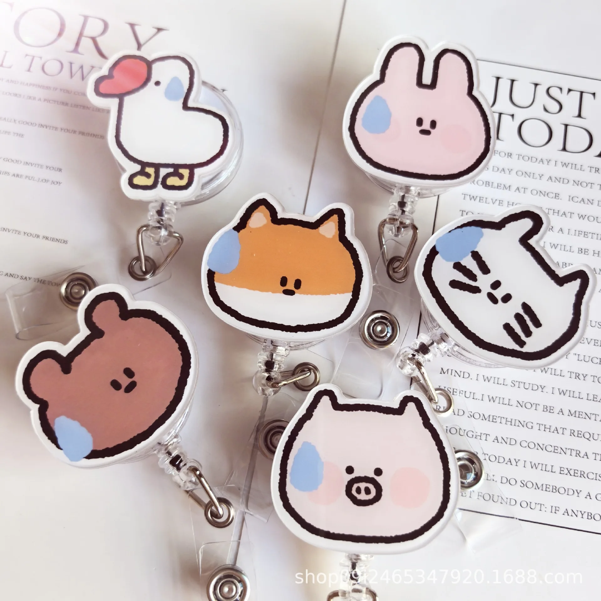 New Arrival 1 Piece Acrylic Funny Anime Cat Duck Pig Retractable Nurse Badge Reel Cute Student Teacher Doctor ID Card Holder