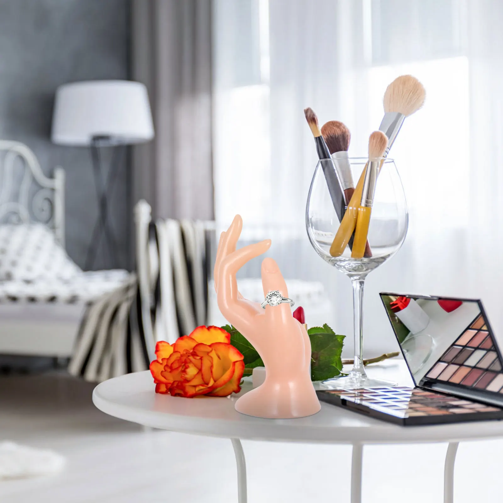 

Стойка для демонстрации ювелирных изделий из смолы, форма руки, шикарный компактный органайзер для колец, браслетов, ожерелий, украшение для розничного магазина, показ