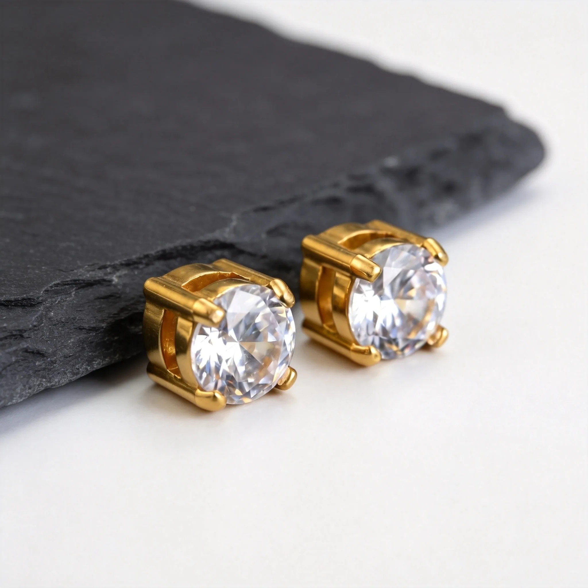 Hip-Hop Zirkon Magnetische Clip-Ohrringe für Männer und Frauen, Antiallergischer Edelstahl Nicht-Durchstechender Ohrclip, Lässiger Unisex-Schmuck – Detail 3