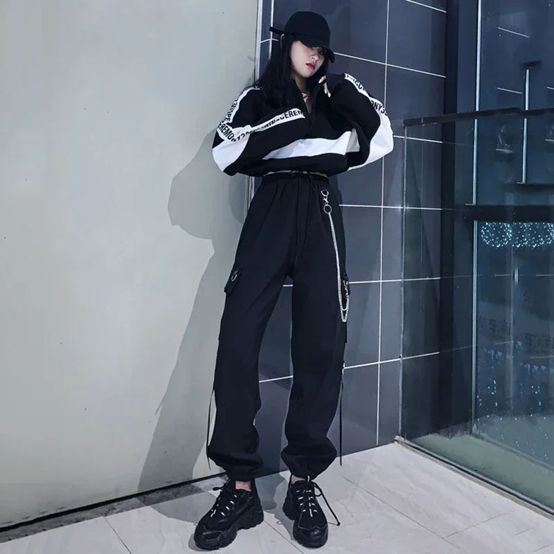 

2022 Women Cargo Pants New Harem Pants Fashion Punk Pockets Jogger Trousers with Chain Harajuku Elastics High Waist Streetwear