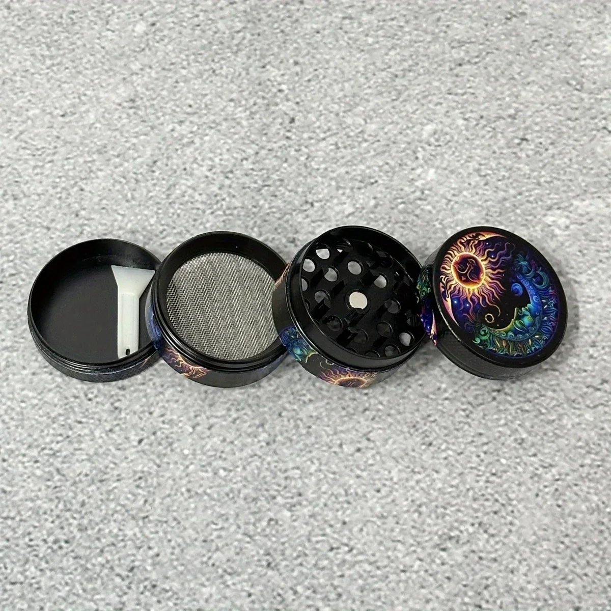 1.6/2inch Sun And Moon Metal Herb Grinder 4-Layers Tobacco Vanilla Bud Grinder Mill Mortar Grass Cigar Smoking Cigarette Tool
