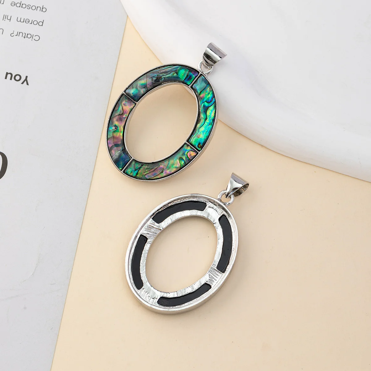 1PC Natural Shell Pendant Oval Shape Natural Abalone Shell Pendant Charms for Making DIY Jewerly Necklace Bracelet 45x36mm