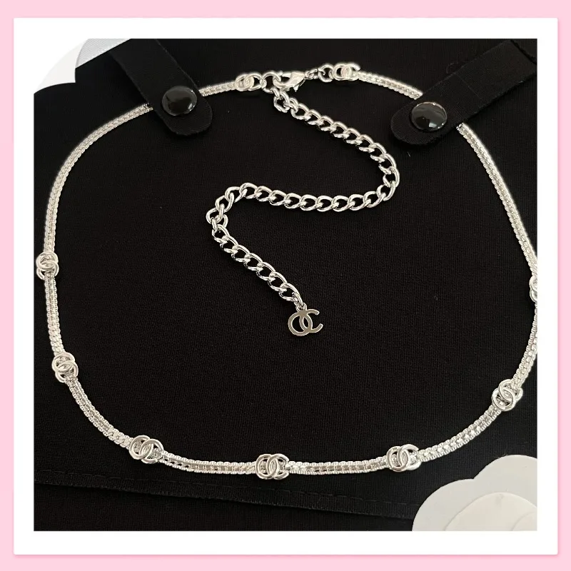 

Small Fragrant Snake Bone Light Gold Silver Flower Double Necklace Light Luxury Temperament Female Collarbone Chain