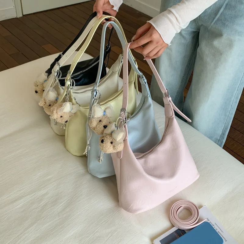 

Simple style tote bag women's 2026 spring new fashion versatile daily commuting shoulder messenger bag