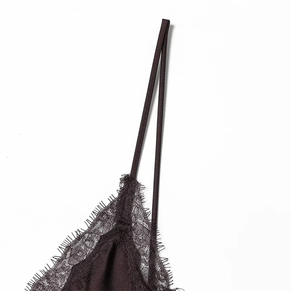 Robe dos nu en dentelle satinée pour femme, tenue sexy, coupe ajustée, bretelles, texture, nouvelle collection hiver