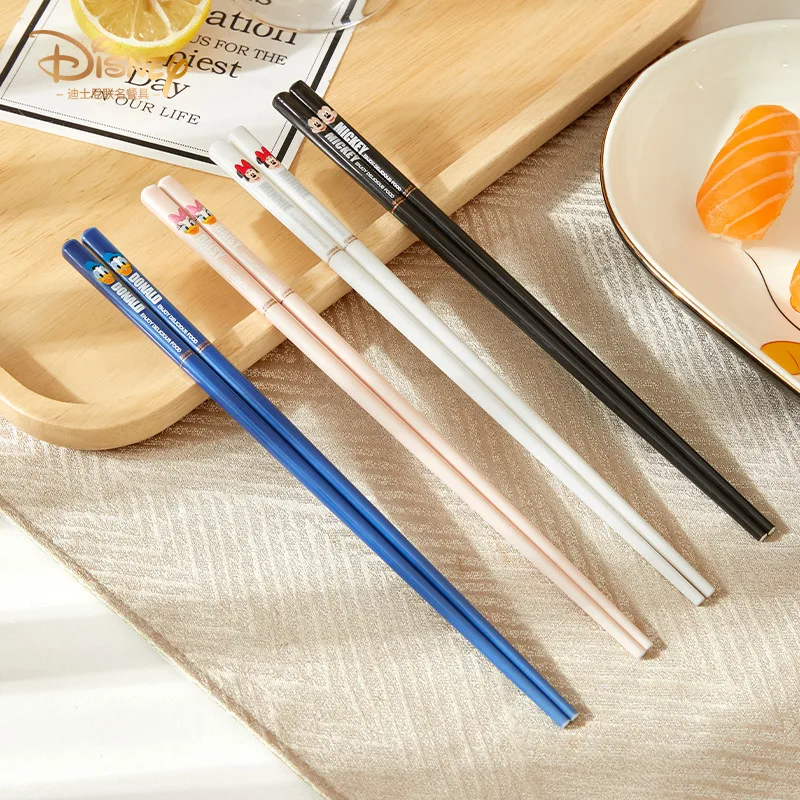 Disney Minnie Mickey Keramik Essstäbchen Niedliche Gänseblümchen Donald Duck Haushalt Kinder Essstäbchen Anti-Rutsch-Einzelserviergeschirr