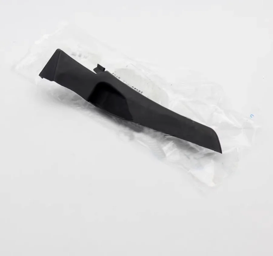 Suitable for Lacrosse 2009-2015 Front windshield wiper water collection plate Guide plate rubber strip