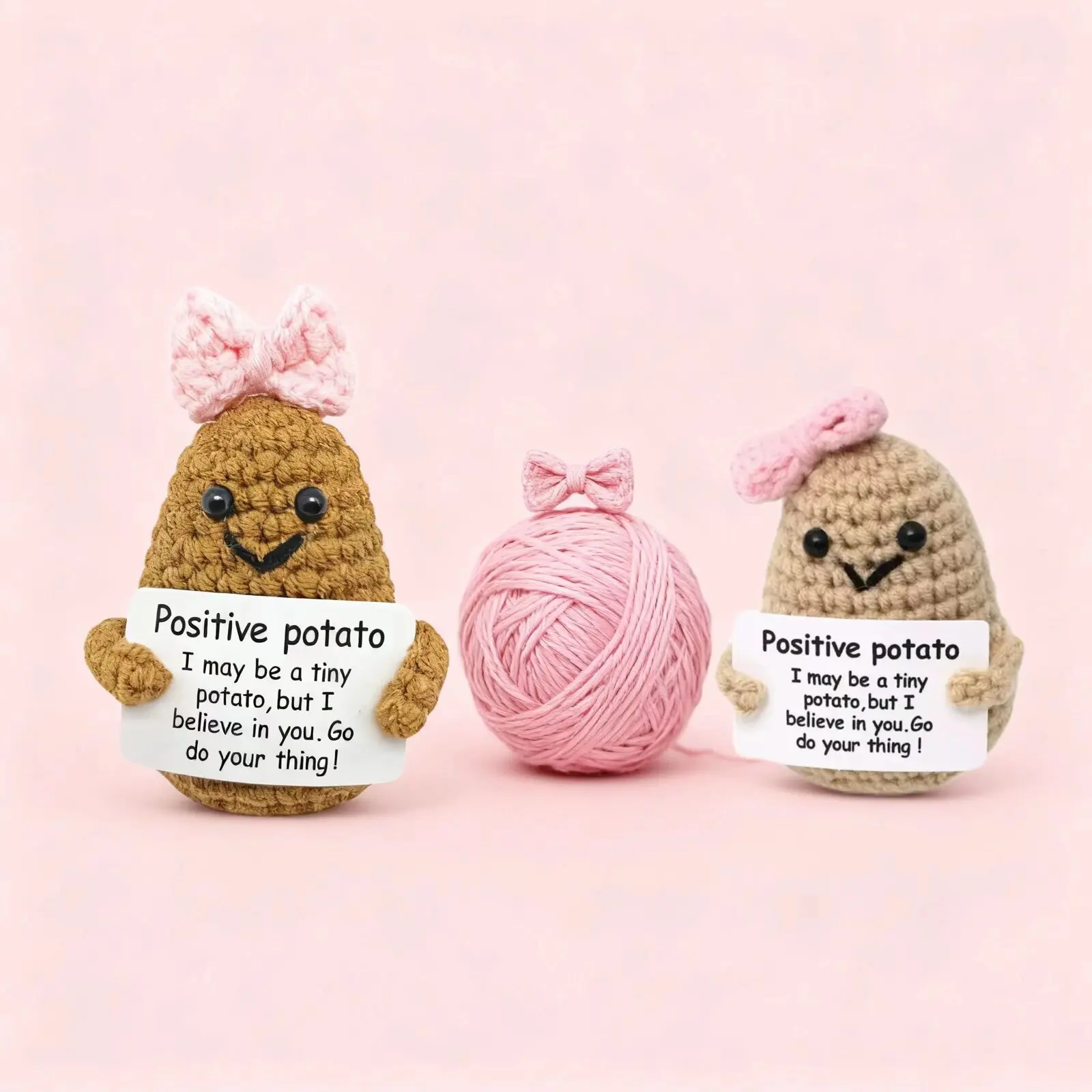 Crochet Decoration Funny Potato Desktop Ornaments With Bow Handmade Knitted Potato Cheer Up Doll With Encouragement Card