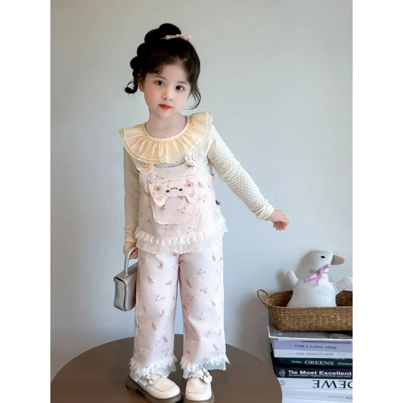 

Girls Suit2025Spring and Autumn New Children's Clothing Little Girl Stylish Cartoon Cute Bear Strap Three-Piece Set