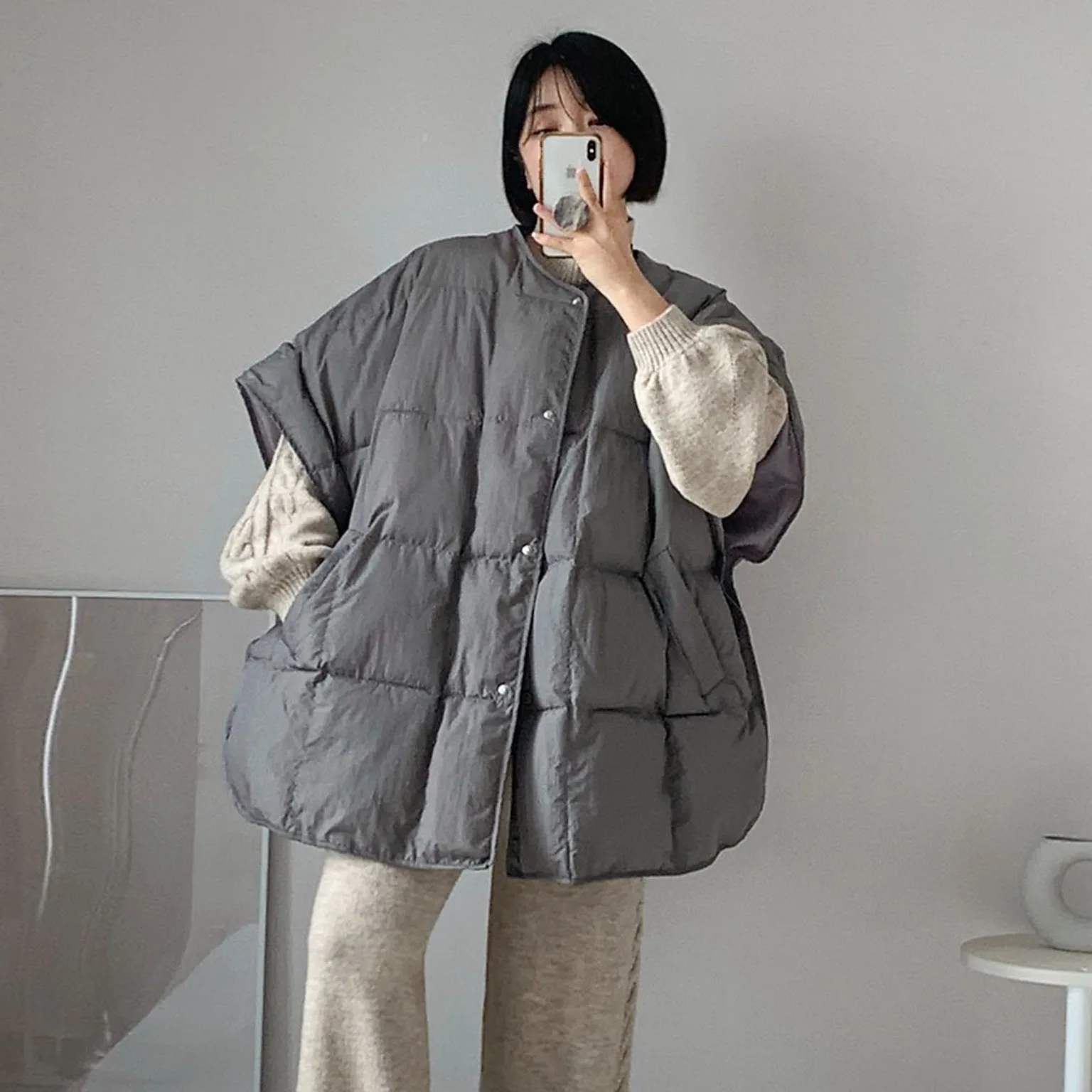 เสื้อกั๊กผ้าฝ้ายสไตล์เกาหลีย้อนยุคสำหรับผู้หญิง ทรงหลวม แฟชั่นทันสมัย ให้ความรู้สึกหรูหรา สไตล์ลำลอง เสื้อผ้าฝ้ายแฟชั่น