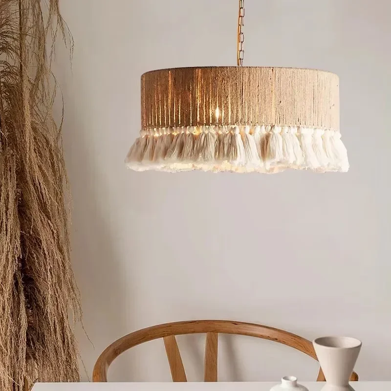 Plafonnier au Design Vintage Créatif avec Pompon et Ficelle, Luminaire Décoratif de Plafond, Idéal pour une Chambre à Coucher, un Salon ou une Salle à Manger