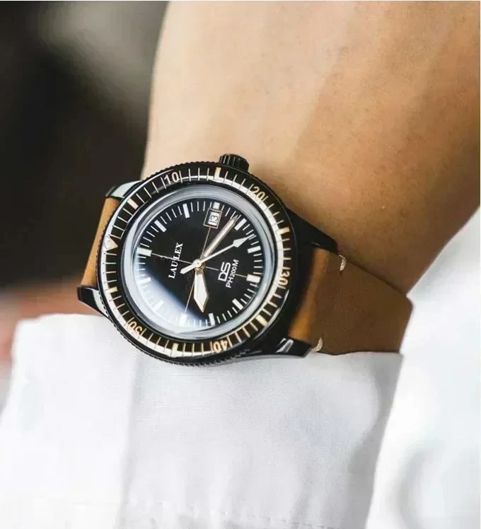 Fashion Watches Leather Waterproof Watch for Men DSPH200M Quartz Watch Luxury Watch Business Casual Certina Fashion Wrist Watch