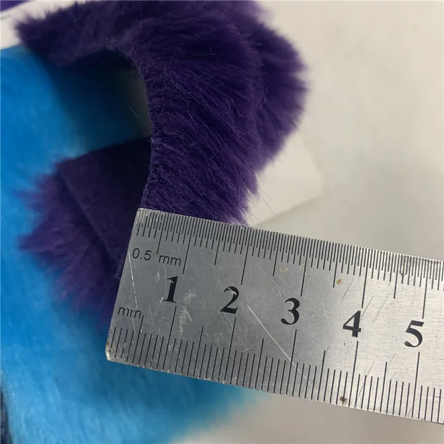 90cm * 160cm Solid Shaggy Faux Fur Fabric Long Pile Fur Costumes Crafts DIY Imitation mink Fur Knit Fabric Sztuczna tkanina