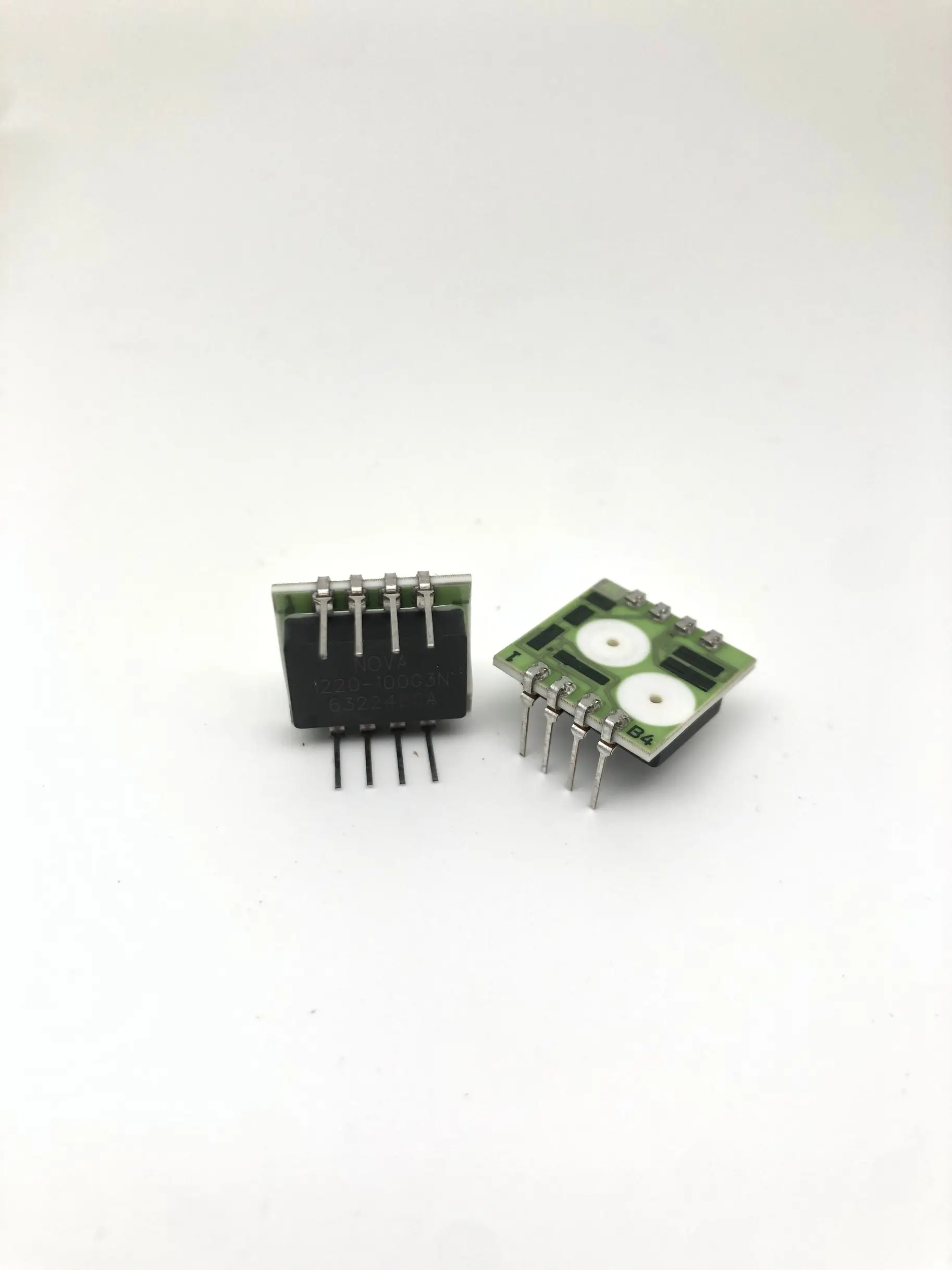 NPC-1220-100G-3N  Amphenol Advanced Sensors