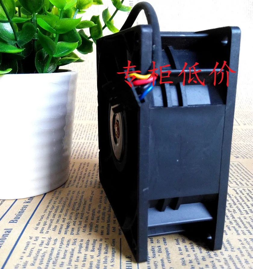 Cho đồng bằng PFB0912UHE DC 12V 2.35A Máy Chủ Vuông 90x90x38mm 3 dây Quạt làm mát