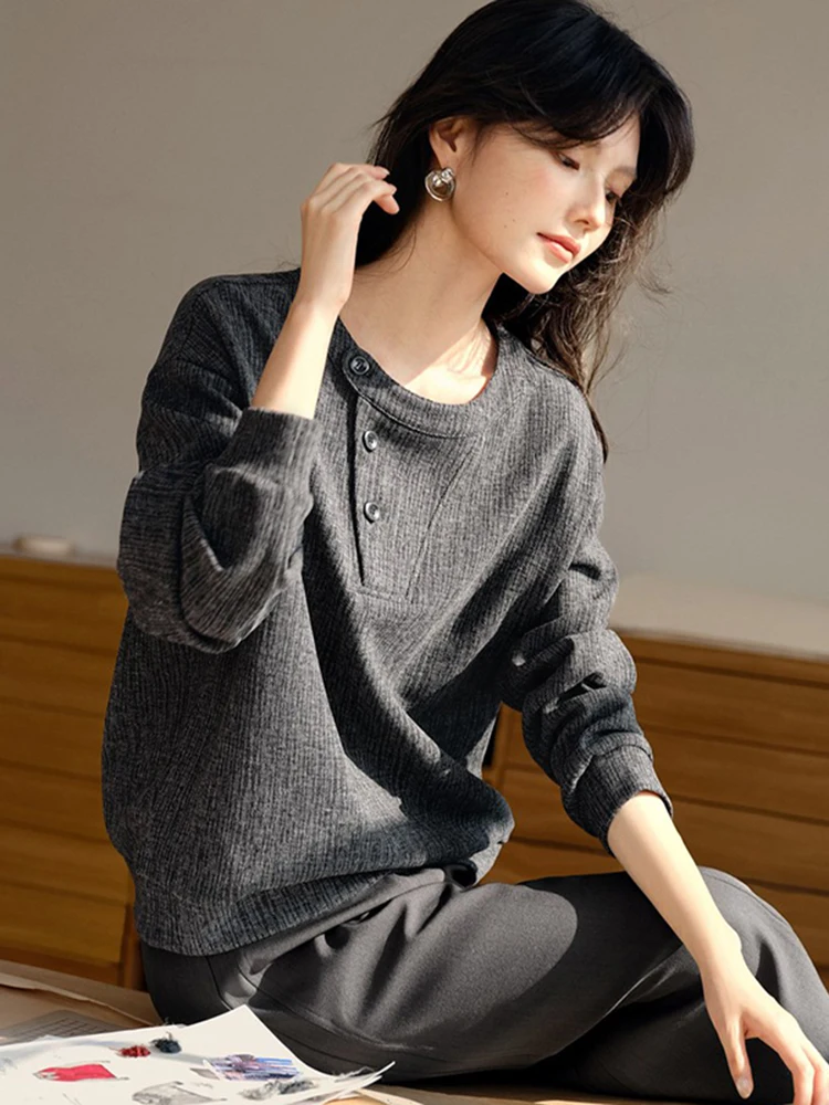 

Вязаный свитер свободного кроя с круглым вырезом для женщин, осенне-зимняя новинка, простой дизайн, эффект похудения, Ciwalk Sui...