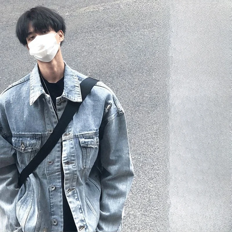 

Мужской джинсовый костюм в стиле ретро-американского барокко, крутой комплект для старшеклассников, свободный крой, ткань для джинсов с эффектом потертости, осенний