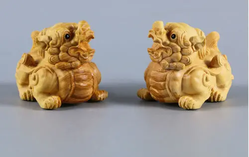 TJ126ca - 4.8*4*6 Carved Boxwood Figurine Carving  Home Decor: Baby Dragon Pi Xiu Pair