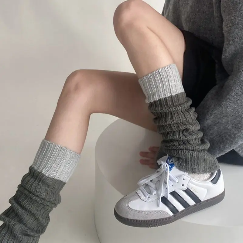 Kaos Kaki Hangat Multiwarna Sederhana dan Serbaguna dengan Jahitan Kontras Warna Musim Semi dan Gugur Terbaru 2025