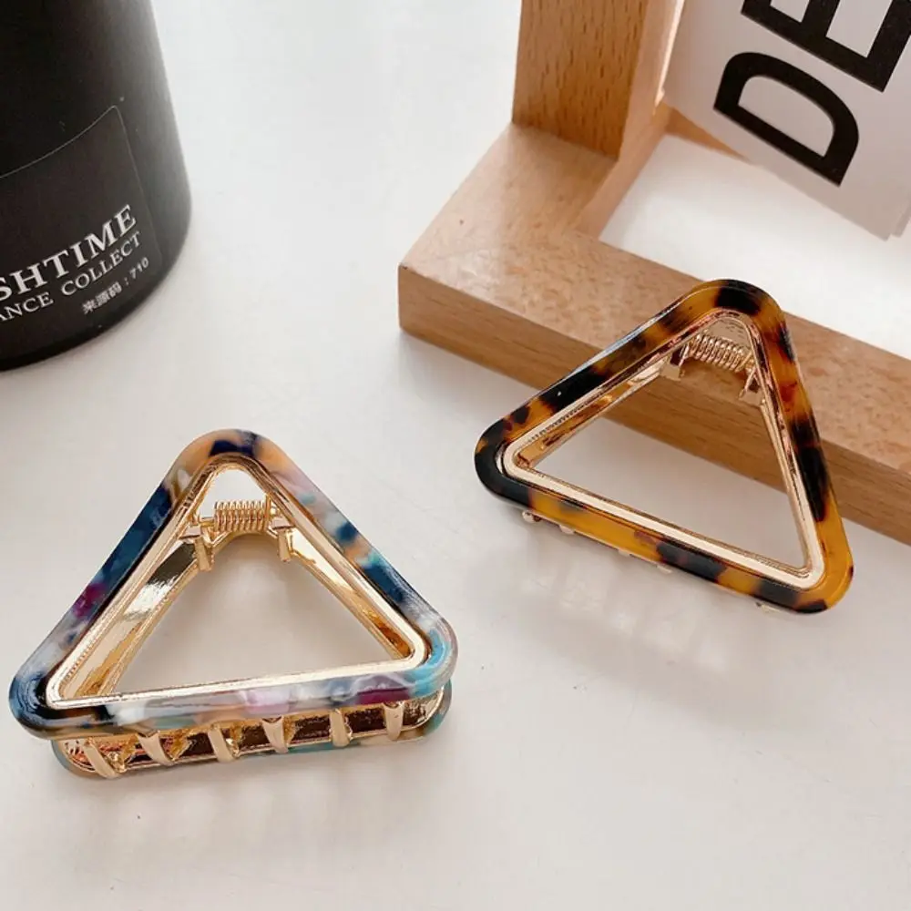 Multicolor Acetic Acid Hair Claw Korean Style Small Size Triangle Hair Crab Clip Hair Clip Hairpin Geometry Shark Clip Daily
