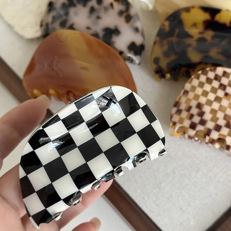 Korean Style Semicircle Acetate Design Gentle Classic Black and White Plaid Hawksbill Updo Shark Clip Hair Clips HairAccessories