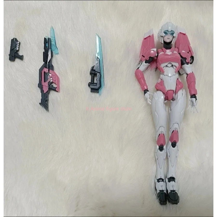 

Коллекционный набор для сборки трансформеров: Фигурки M Breed Infinite Charm AICY и Arcee с подвижными суставами – идеальный подарок