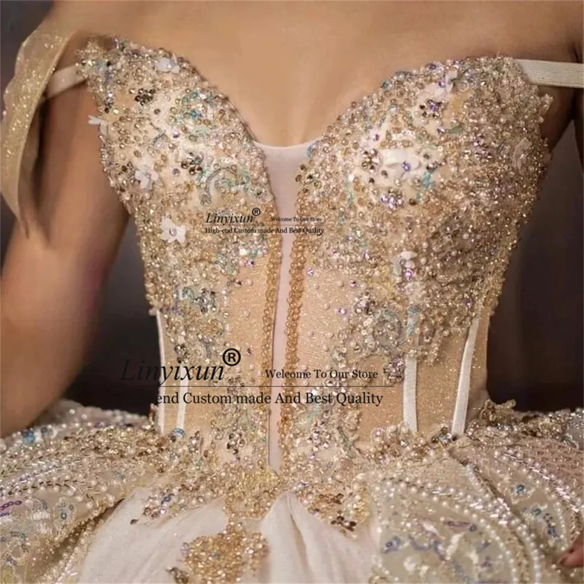 Gold Off The Shoulder Quinceanera Dresses Ball Gown Princess Crystal Beading Corset Sweet 16 Bow Ruffles Vestidos De 15 Años