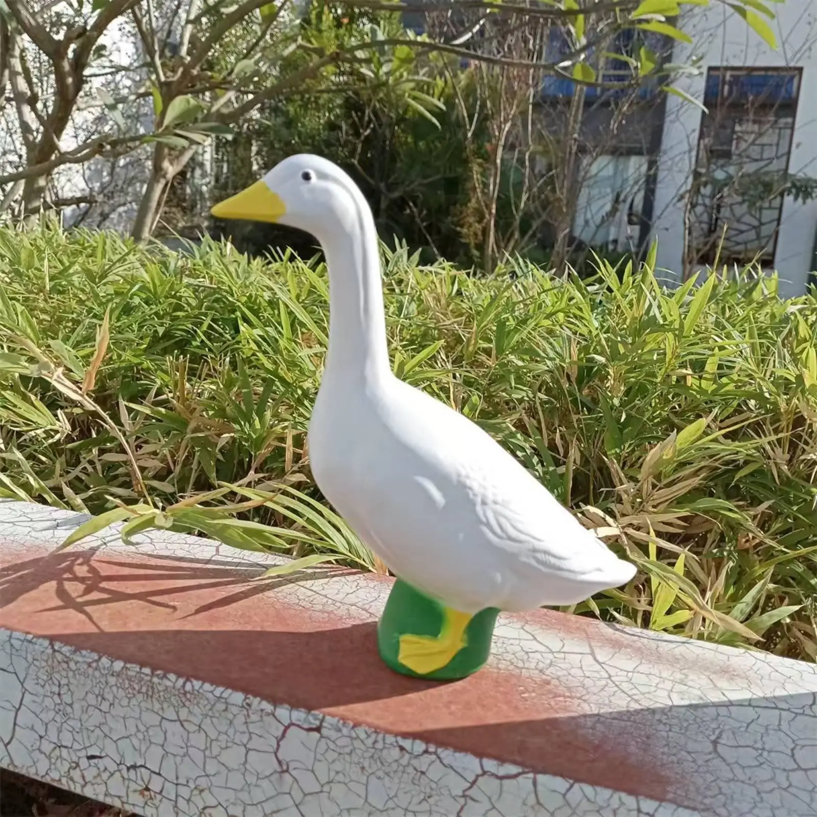 Resin Goose Statue Outdoor Garden Pond Decor Lifelike Bird Figurine for Patio Yard Ornament