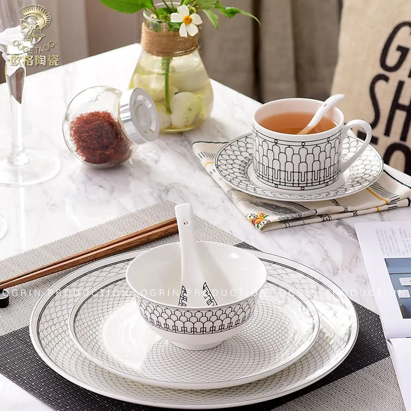 

Набор тарелок для стейка из рыбьей чешуи, креативная керамическая домашняя плоская тарелка, миска, ложка, чашка, тарелка, набор посуды в западном стиле, подарок