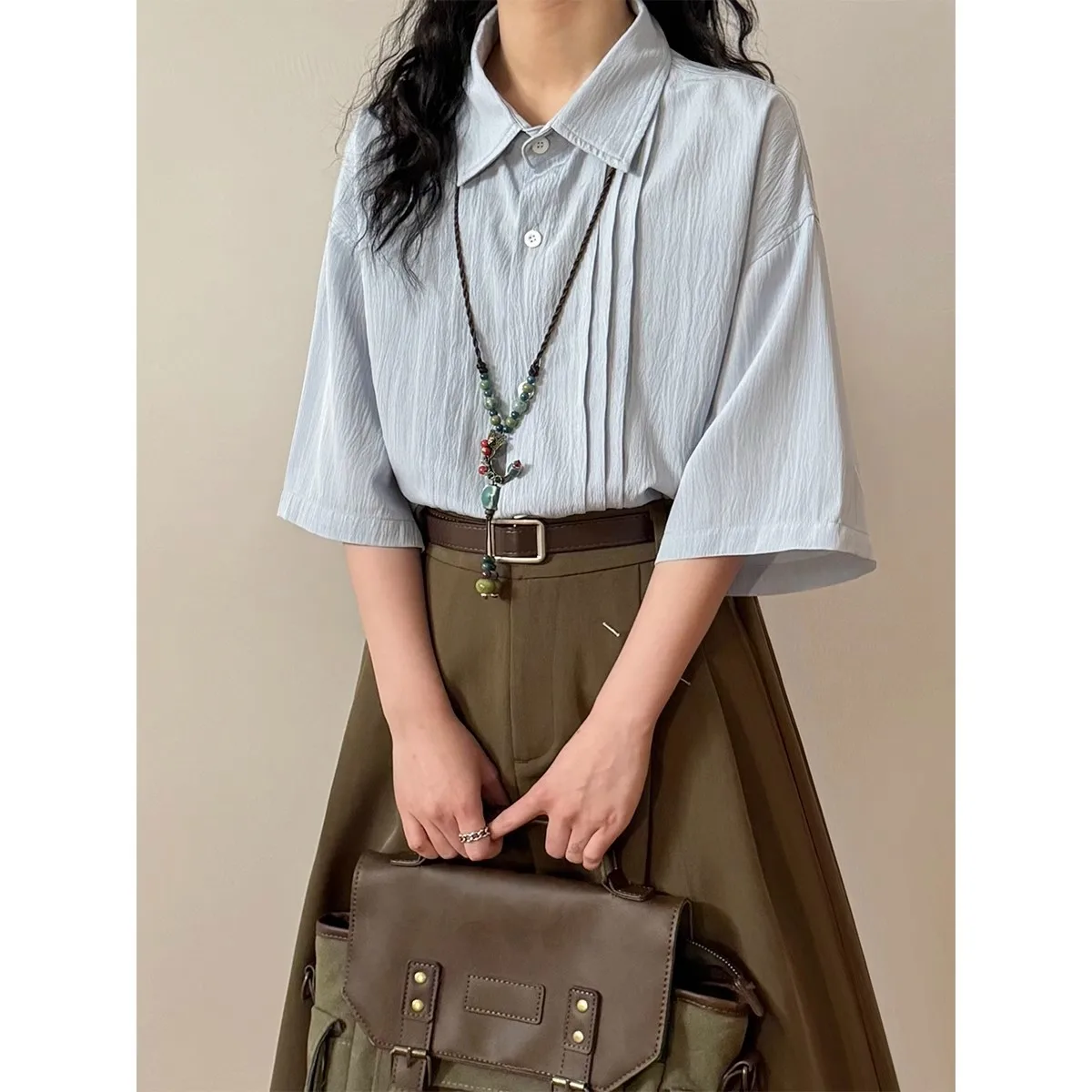 

Poplin Pleated Pintuck Bat Sleeve Short Shirts Womens Wrinkle Resistant Minimalist Modern Artistic Student Youthful Urban