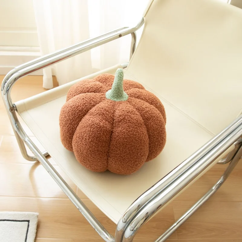 Adorable pumpkin-shaped cushion for home decor, creative and unique sofa throw pillow, perfect for adding a cozy touch