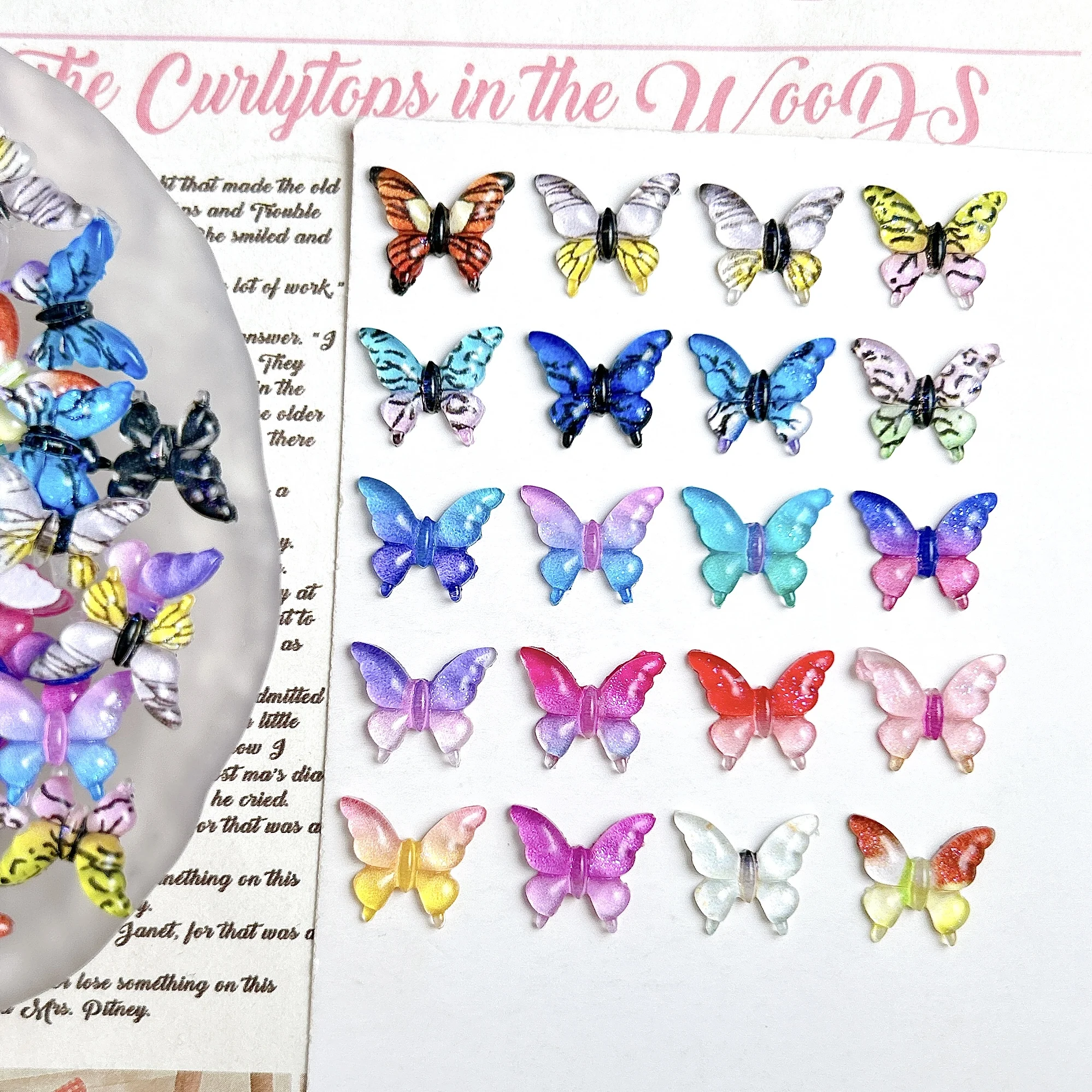 50PCS Multiple Colors Simulated Striped Butterfly Nail Art Decorations 3D Creative Translucent Butterfly Resin Nail Charms DIY