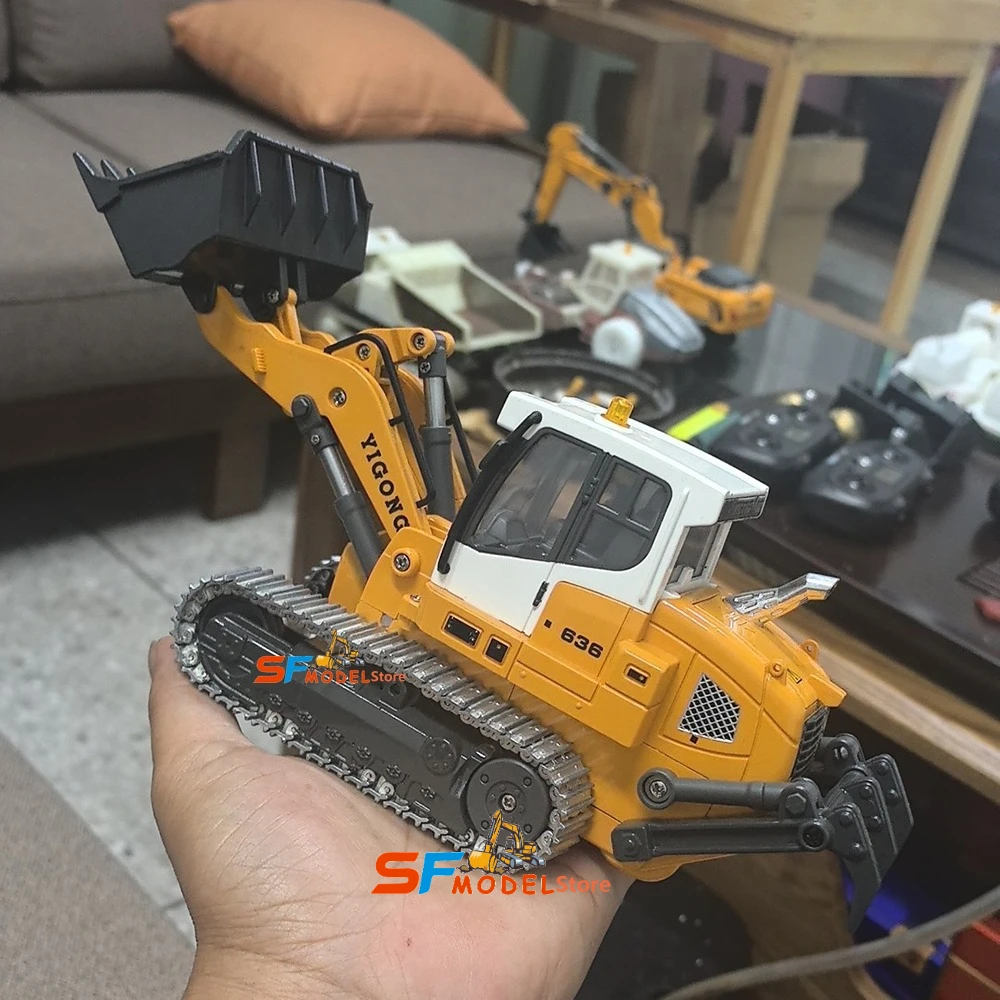 RCミニローダー 1/50 636 RCローダー 電動モデル シミュレーション クローラーローダー デスクトップ リモートコントロールカー 機械 おもちゃ ギフト