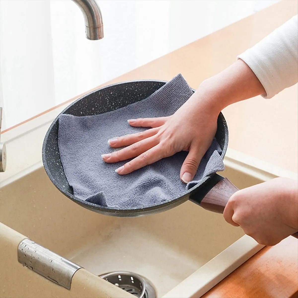 FOR HOME Reusable Cleaning Wipe Household ,Microfiber Towel Rolls Dish Rags Wash Paper Towel Replacement,Pink