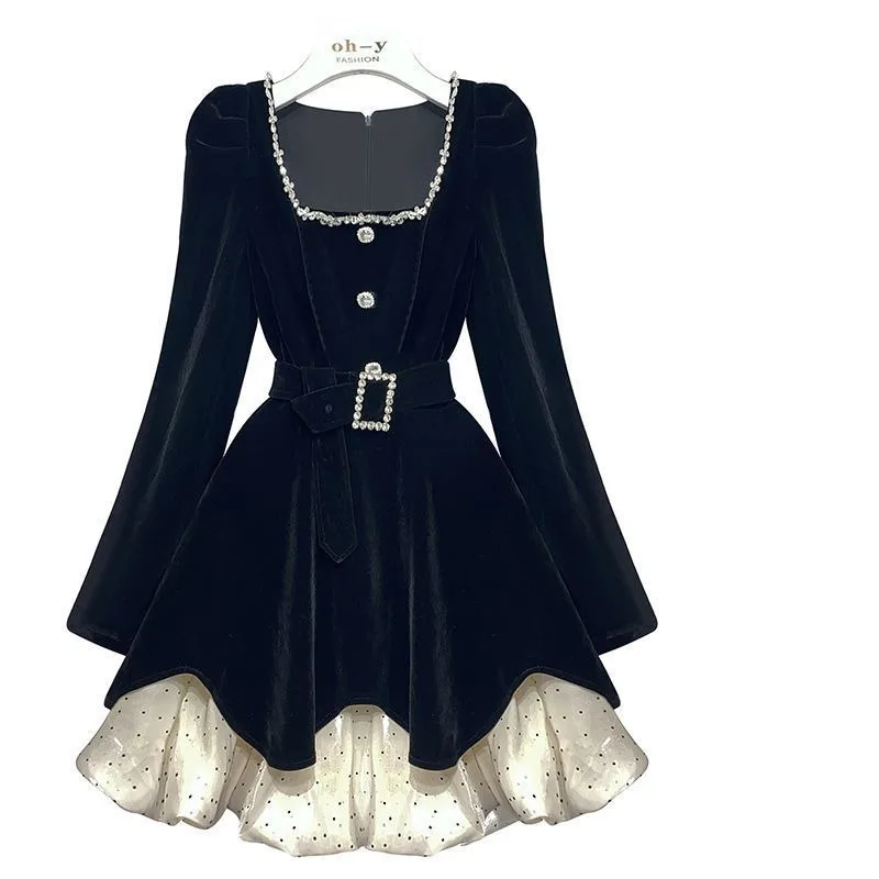 2026 ملابس نسائية كبيرة الحجم فستان الخريف مزاجه جديد صغير عطرة نمط موضة الربط ساحة الرقبة فستان أسود #3