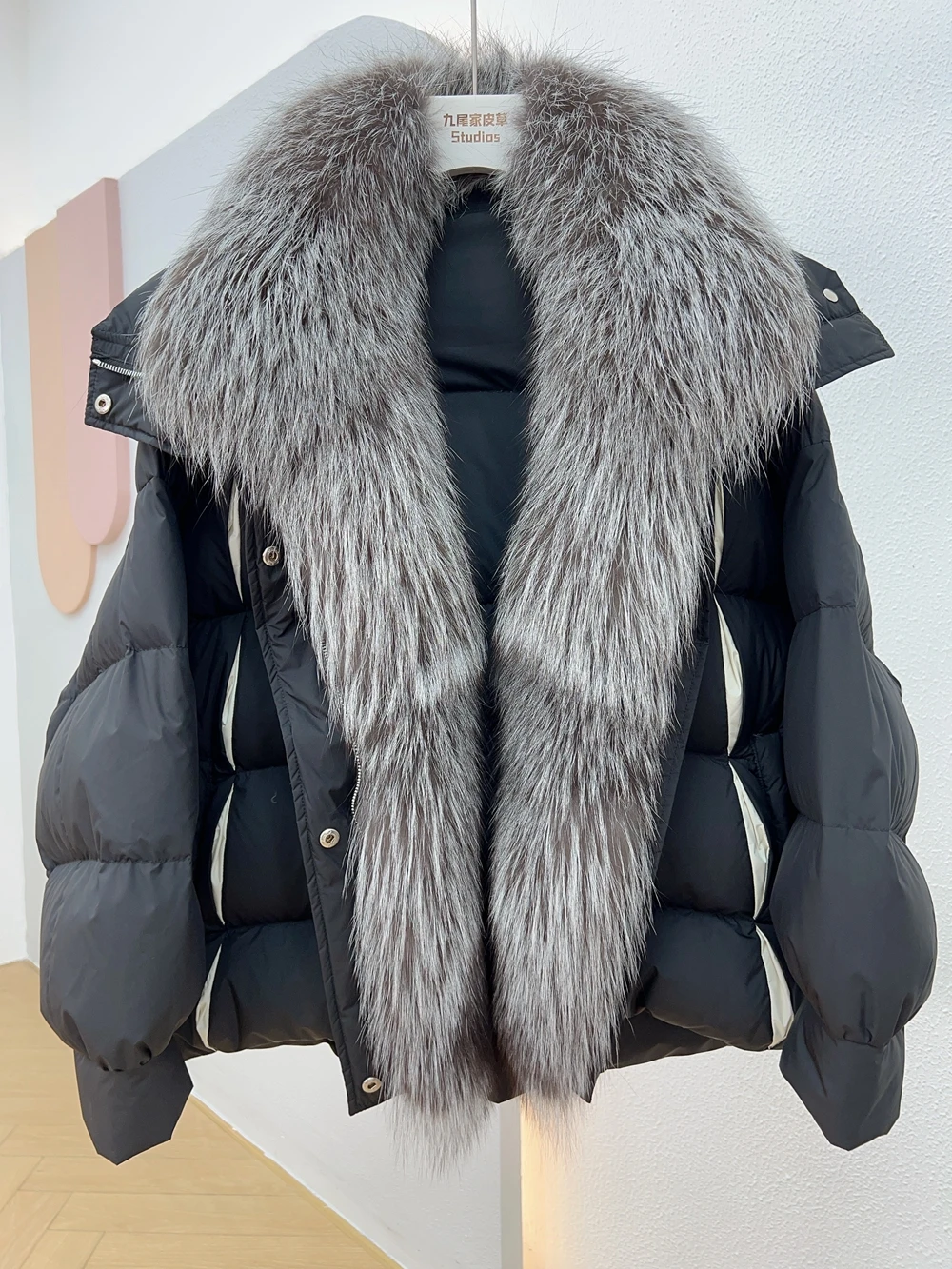 

2023 Autumn Winter Women Natural Sliver Fox Fur Collar Goose Down Jacket Sweet Style Luxury Female Coats Puffer Jacket