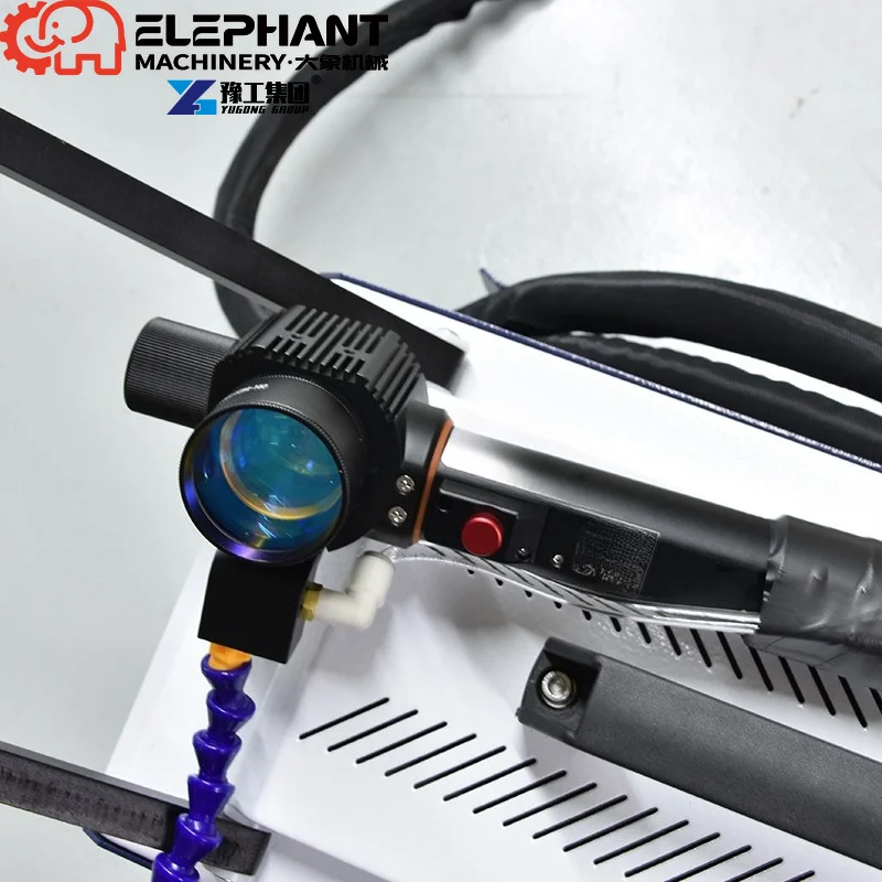 New 1000W CW Fiber Laser Cleaner Multi Material Rust Removal For Wood Stone Stainless Steel Aluminum Rubber