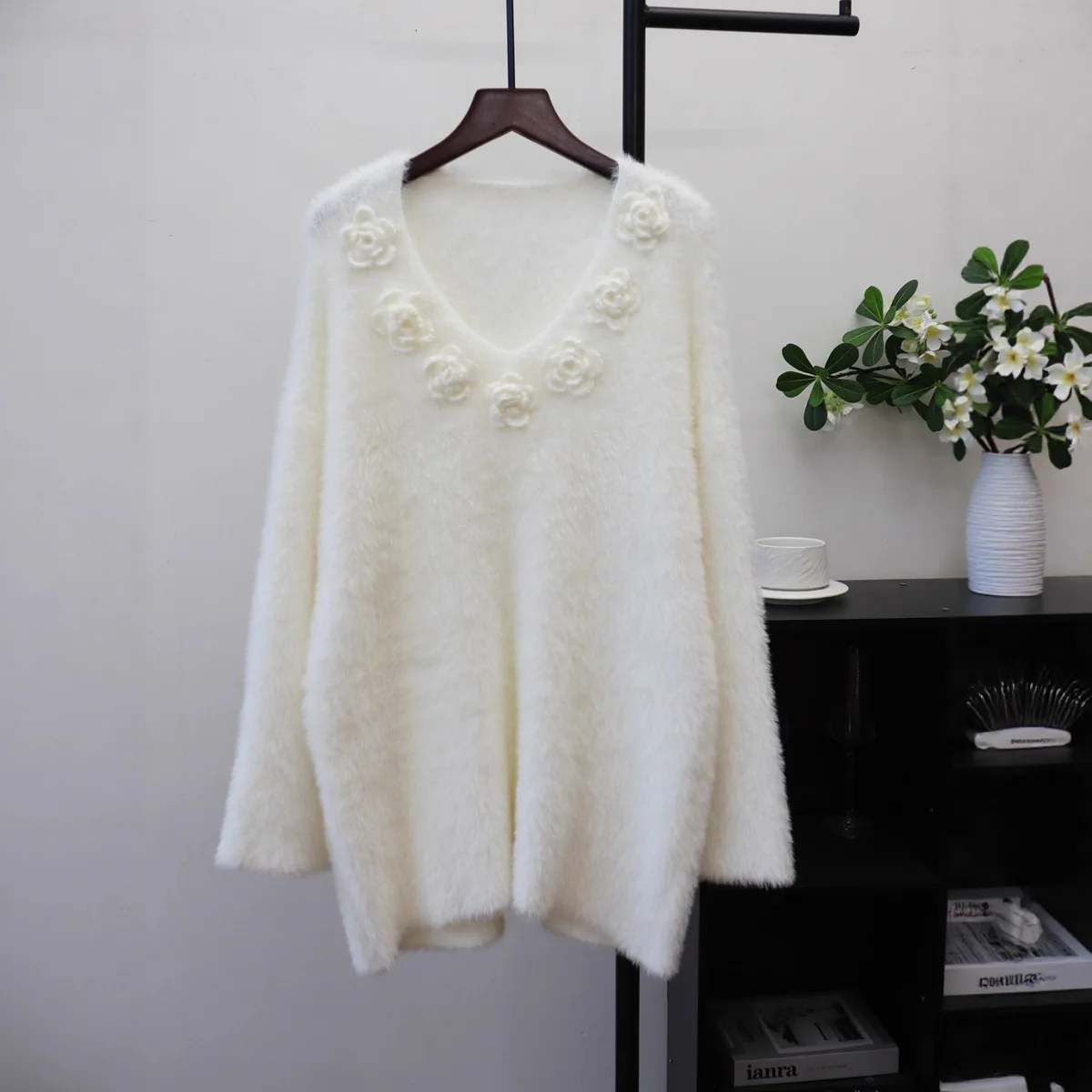 

Knitted Women Pullovers Sweaters Faux Mink Fur Jumper Solid 3D Floral V Neck Long Sleeve Thick Loose Casual 2025 Autumn Winter