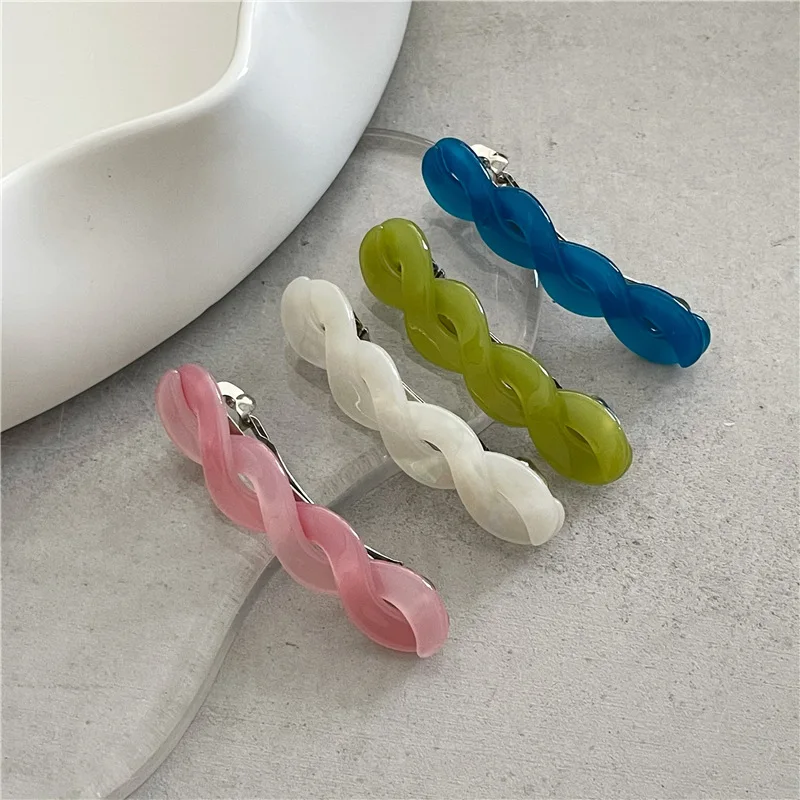 Fashionable temperament twist hairpin side clip texture acetic acid word clip spring clip Korean version new hair accessories