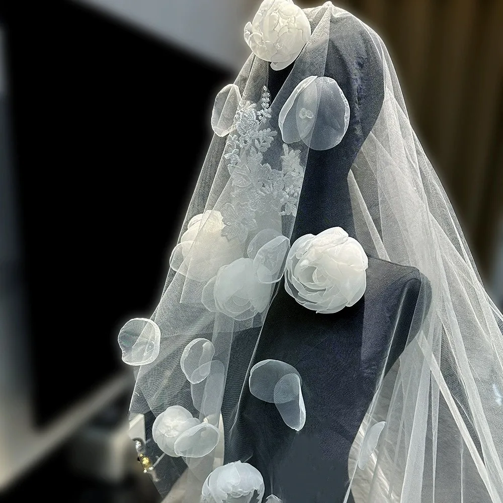 3.5M Long 3D Floral Wedding Veil Cathedral Train White Tulle Bridal Veil With Handmade Flower Petals Wedding Accessories