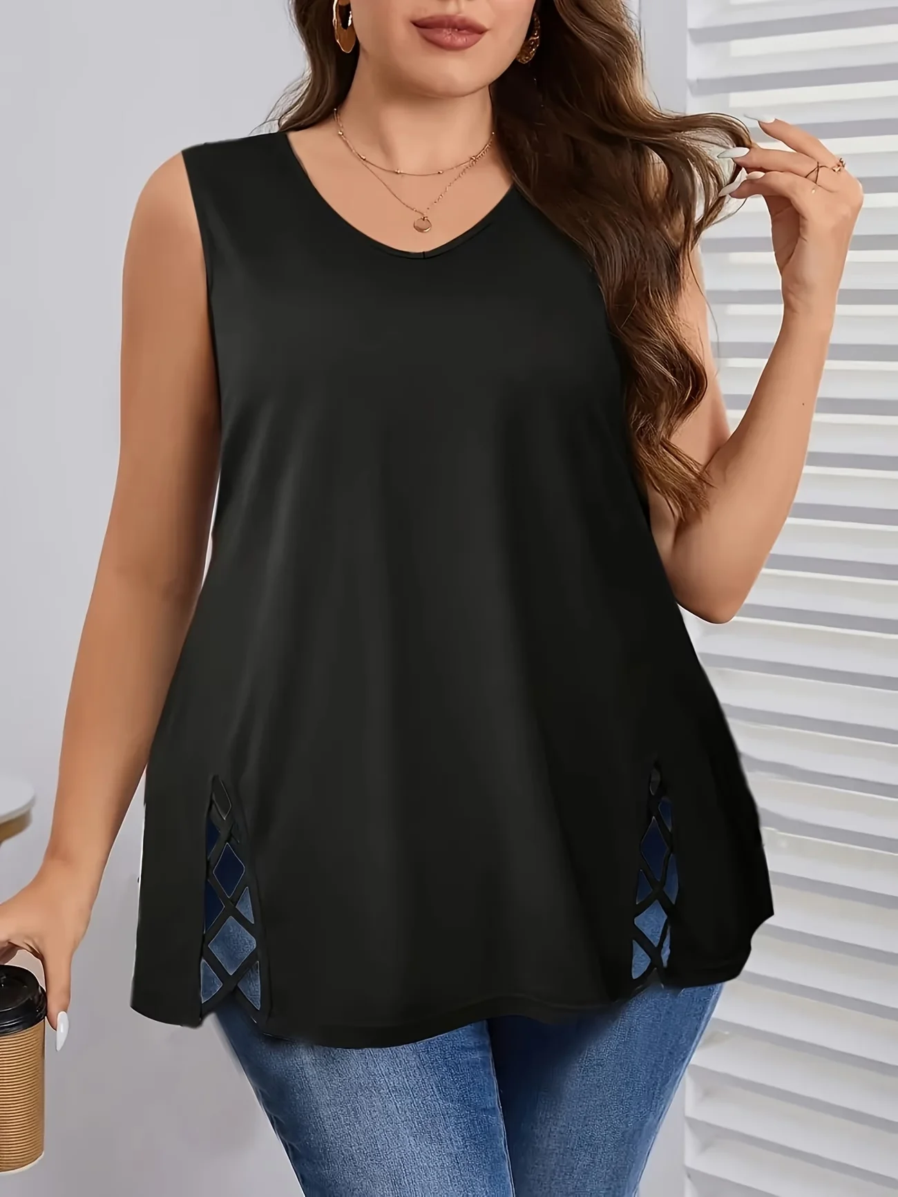 

Plus-size women's short-sleeved tops