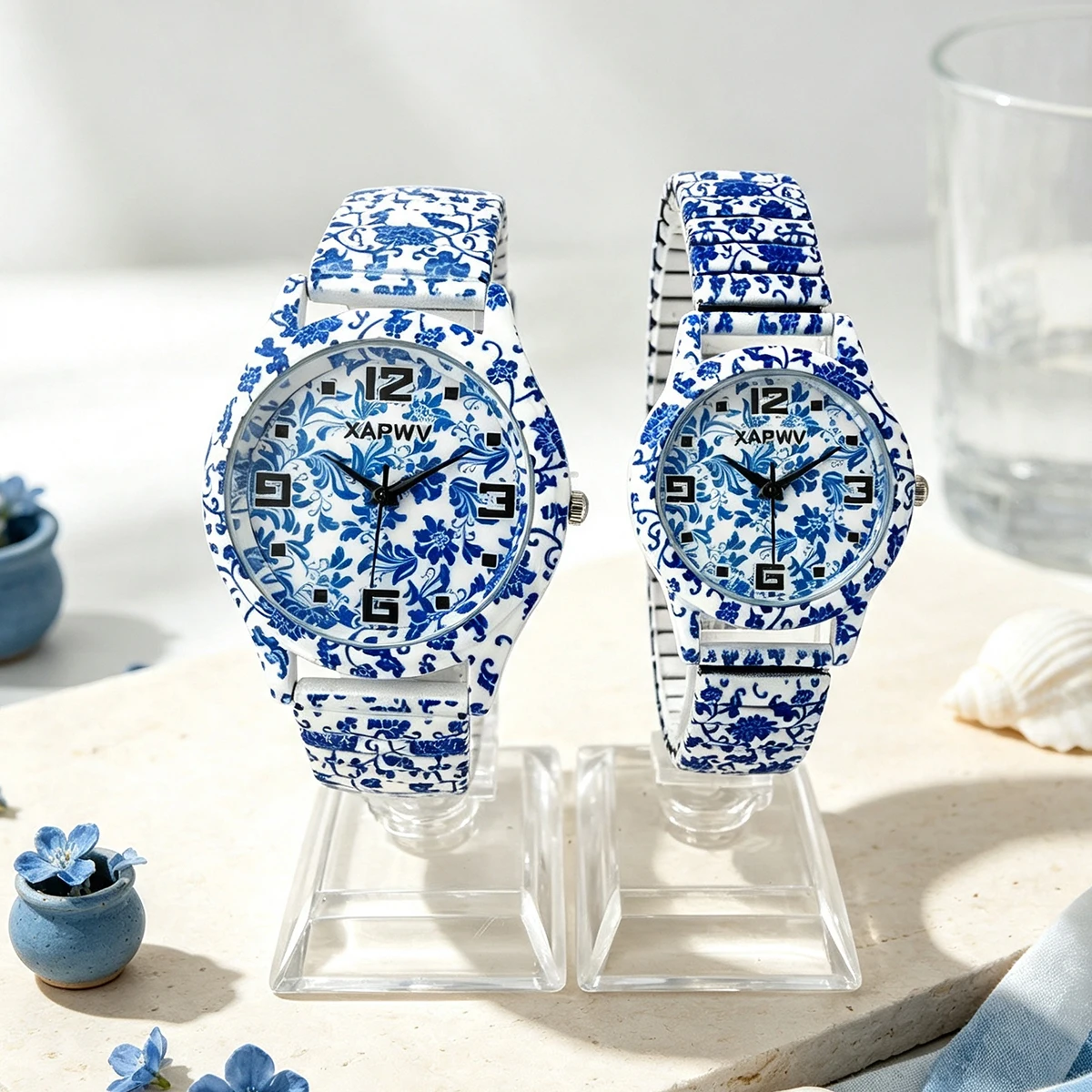 Fashionable Light Luxury Blue and White Porcelain Quartz Men's and Women's Wristwatches, Elastic Strap, New Casual Couple Watches, a Pair for Gifting