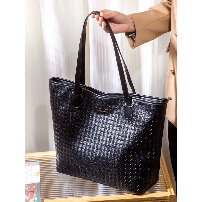 Women's handbag tote bagHigh-end women's new black versatile shoulder bagFashionable casual tote bag for college students comm