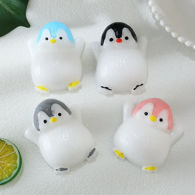 

Round belly penguin pinch music cute Tpr decompression toy slow rebound pinch music decompression toy decompression artifact