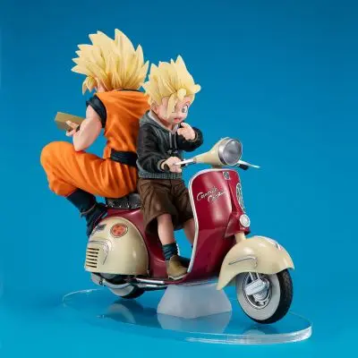 In Stock 100% Original MegaHouse Dragon Ball Z - Son Gohan SSJ - Son Goku SSJ Desktop Real McCoy EX - & Bike Anime Figure  Toy
