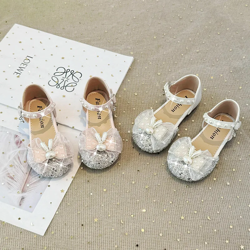 

2024 Summer Children Princess Sandals for Girls Fashion Bowknot Sweet Pearl Temperamental Party Shoes Soft Anti-Slippery Flats