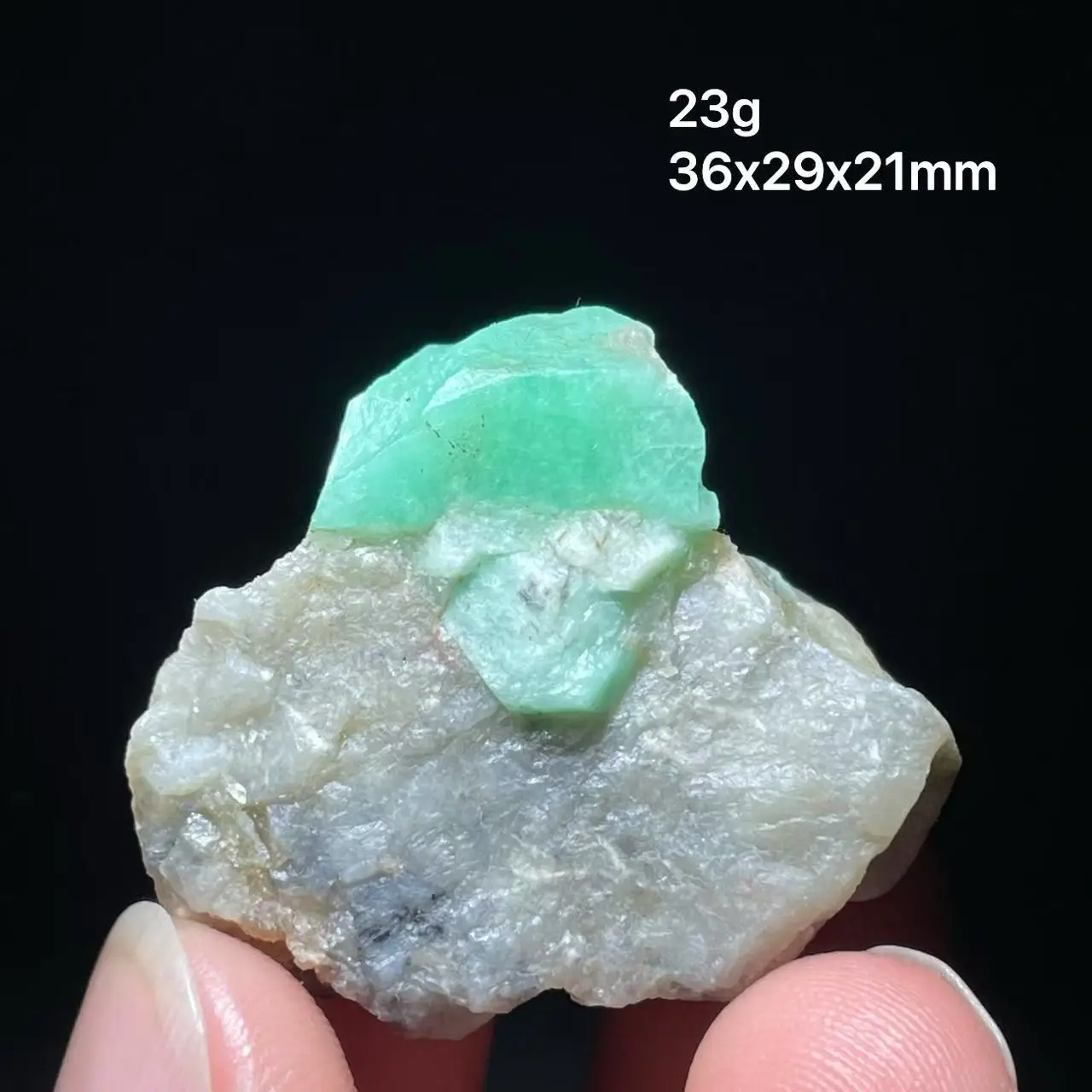 ,New natural emerald, gemstone quartz UV pink mineral home decoration from Brazil