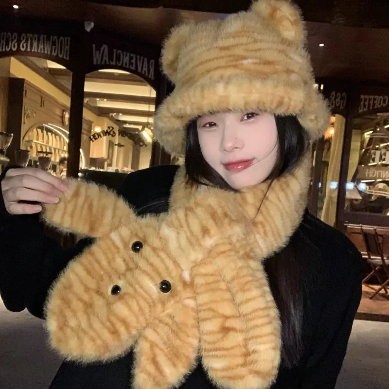 Winter scarf hat two-piece set with tiger pattern cute little bear ears fisherman hat for warmth and protection creative scarf