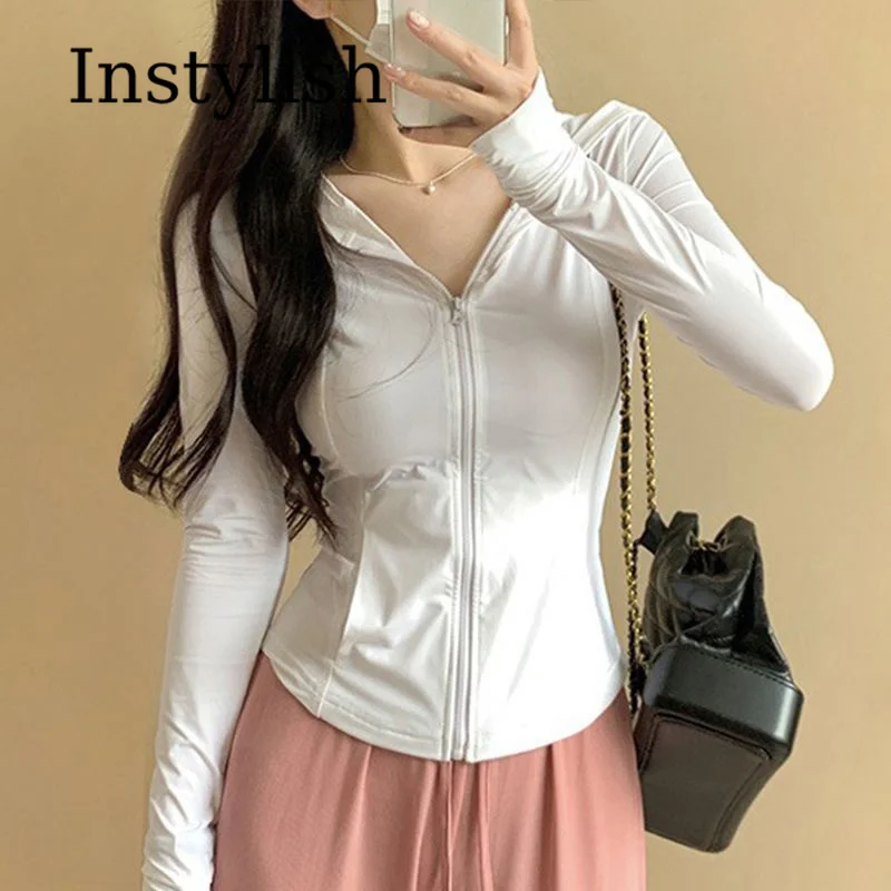 Women Zip Up Hooded Slim Jacket Long Sleeve Thumb Hole Curved Hem Fitted Workout Sun Protection Casual Athletic Outerwear Tops